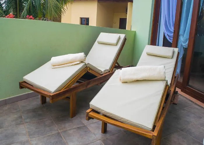 Porto Antigo 1 - Three Bedroom, Pool & Wifi