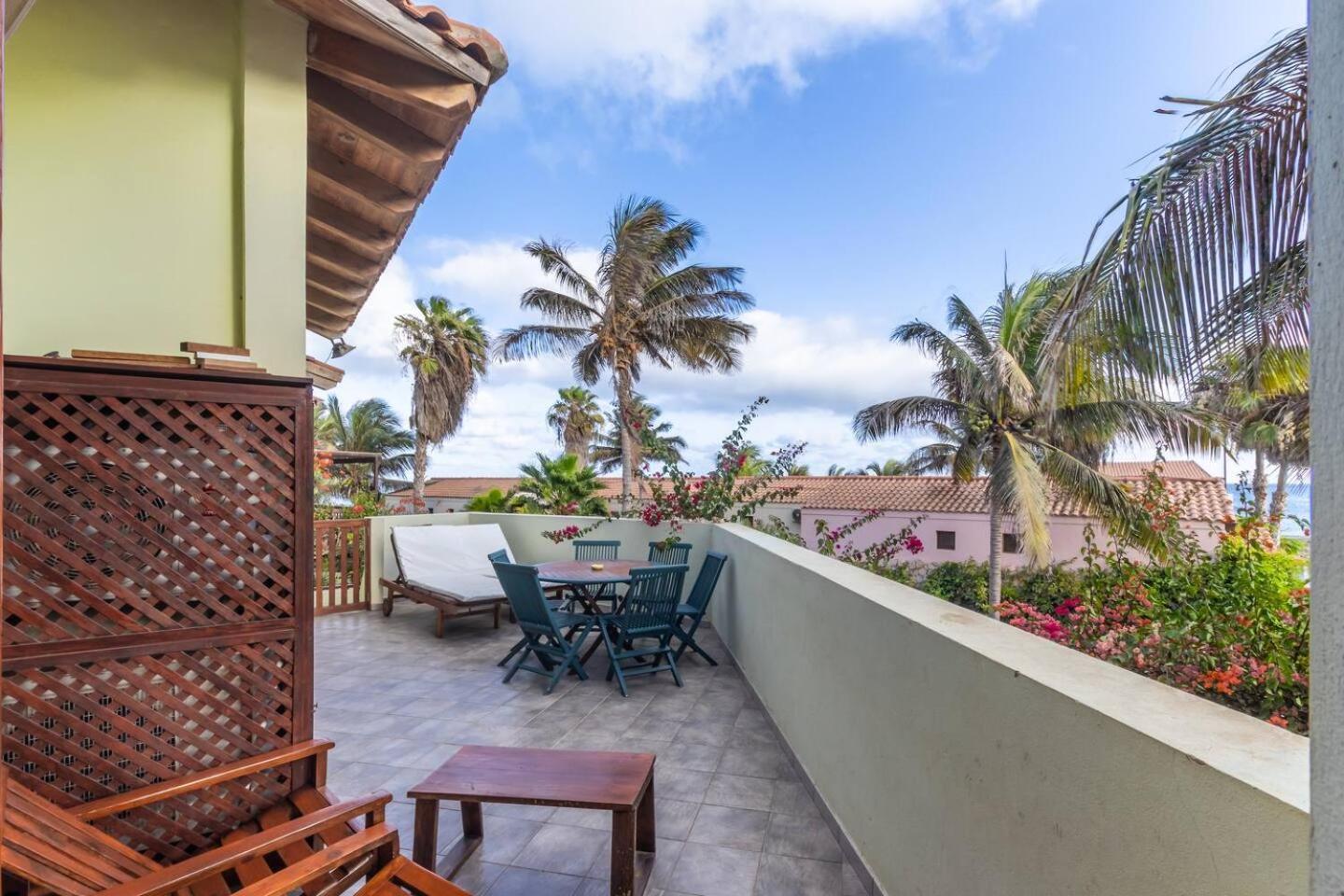 Porto Antigo 1 - Three Bedroom, Pool & Wifi Apartment Santa Maria