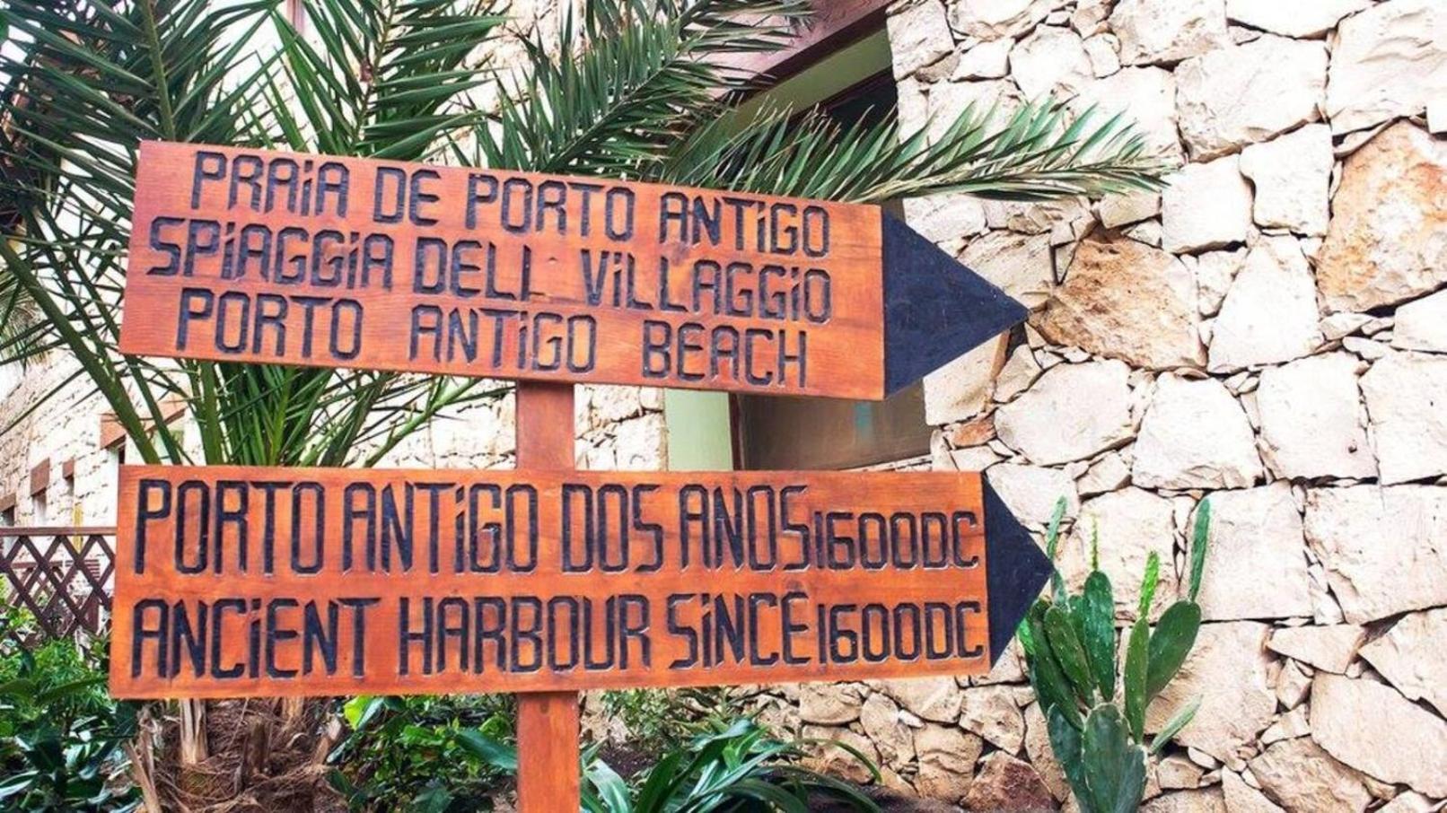 Apartment Porto Antigo 1 - Three Bedroom, Pool & Wifi Santa Maria